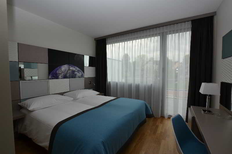 Discovery Hotel 3* Superior Crissier Exterior photo