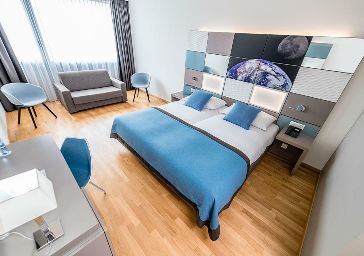 Discovery Hotel 3* Superior Crissier Exterior photo