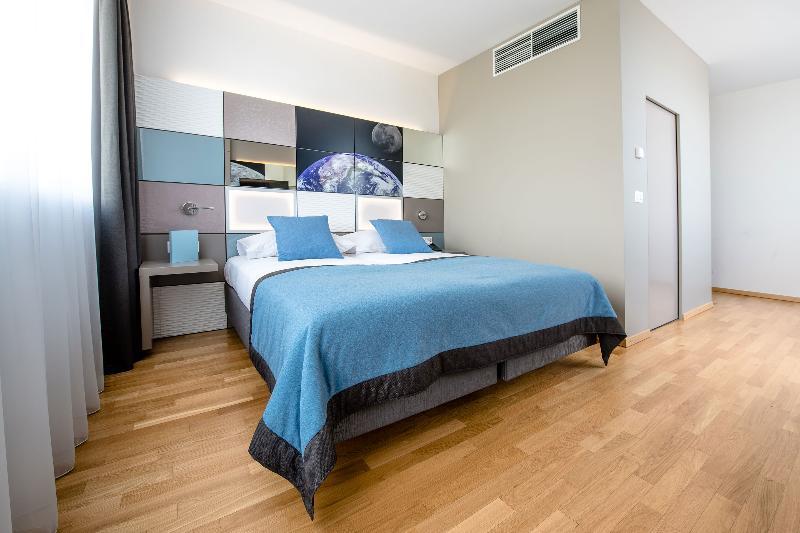 Discovery Hotel 3* Superior Crissier Exterior photo
